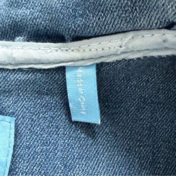 Draper James Women's Ruffle Denim Jean Jacket - Size Small - Picture 7 of 10